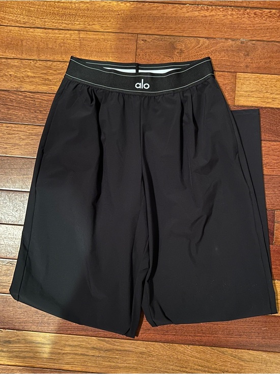 ALO Yoga Pants - Alo Suit Up Trousers